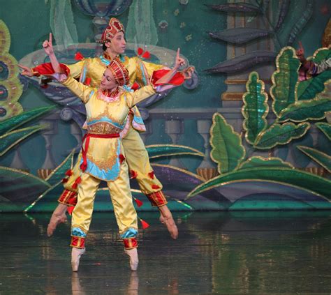 chinese variation of moscow ballet s great russian nutcracker in exquisite costumes designed by