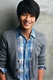 ‘The 100′ reasons to watch Christopher Larkin – The Korea Times