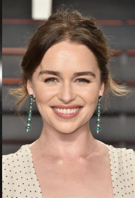 Prtg On Twitter Who Would Like To Jerk Off Wank On Emilia Clarke Dm