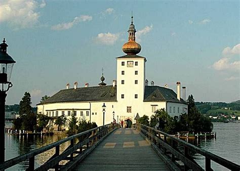 Willkommen auf der homepage der bezirkshauptmannschaft. Schloss Ort: Ausflugsziel in Gmunden - Traunsee ...