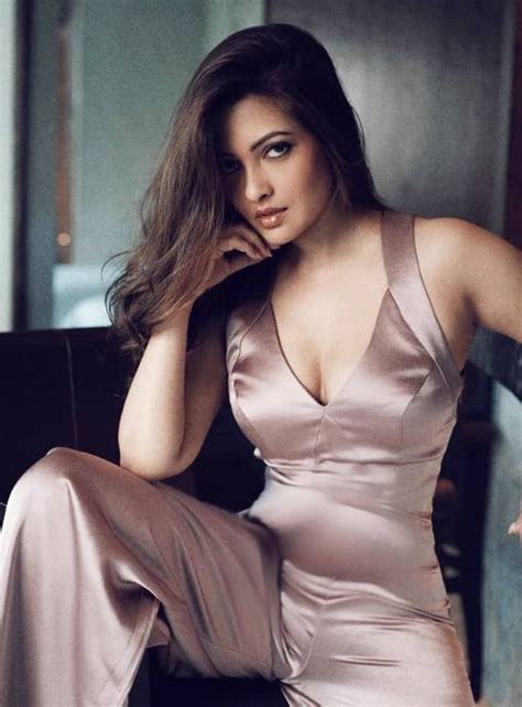 Riya Sens Sexy Photos Are Breaking The Internet Have A Look