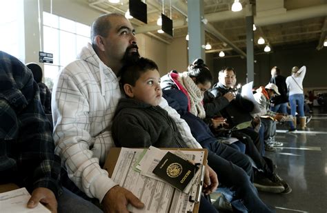 Illegal Immigrants Rush To Get Drivers Licenses In California Wsj