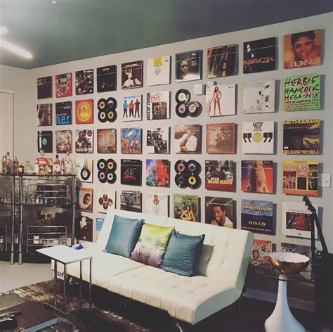 Decorating Vinyl Record Wall Art Ideas - img-Baby