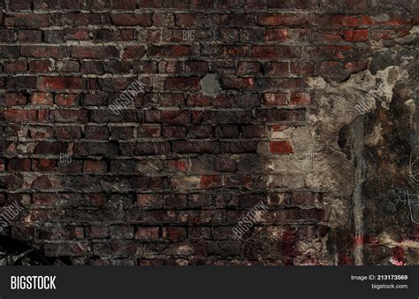 Grunge Brick Wall Texture