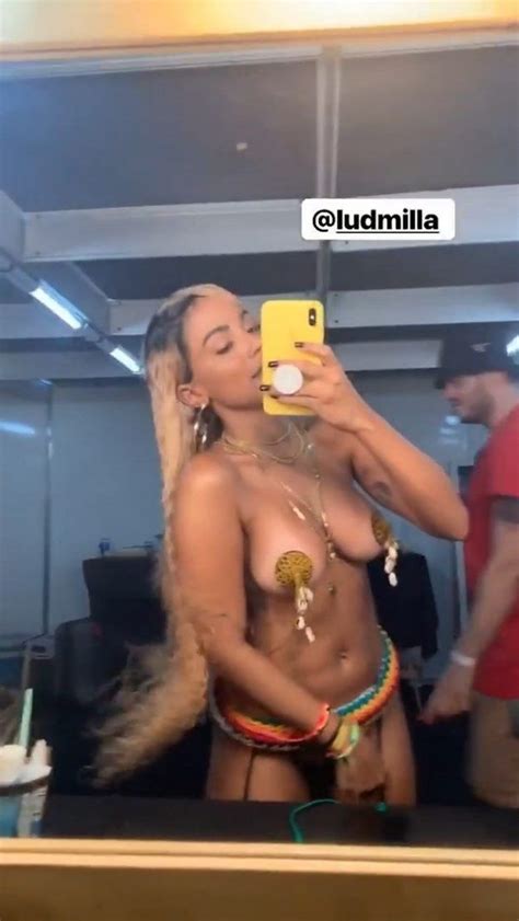Anitta Singer Topless Nude Fappening Pics The Fappening