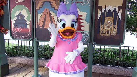 Daisy Duck Debuts At Epcot World Showcase Replaces Duffy The Disney
