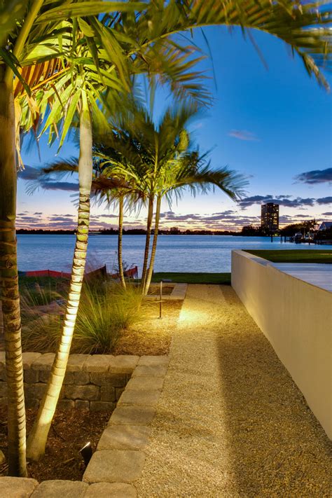 Modern Beach Bungalow Tropical Landscape Tampa By Bw Saba Houzz