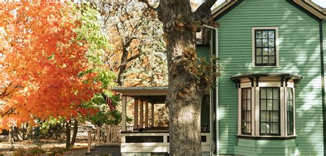 How to Rent a House: 5 Must-Follow Tips for Renters | Insurism