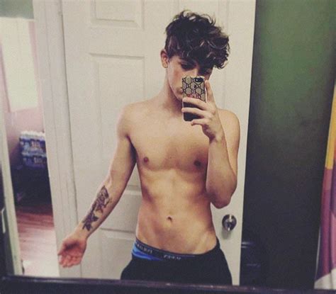 Youtuber Mikey Barone Nude — Leaked Pics And Jerk Off Video