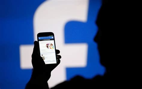 facebook shared personal data with apple samsung and other device makers says report the