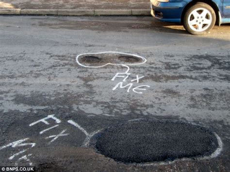 Pothole Fix Me Pleas In Swanage Who Is The Exasperated Motorist