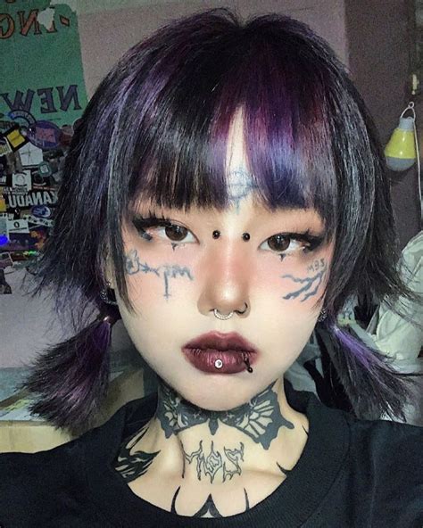 E Girl Edgy Aesthetic Emo Piercings Tattoos Grunge Aesthetic Hair Edgy Makeup Makeup Looks