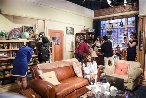 This set was created by two lego fan designers—ellen kooijman from sweden and glen bricker from the usa—and selected by lego ideas members. 'The Big Bang Theory' sets take the stage on Warner Bros ...