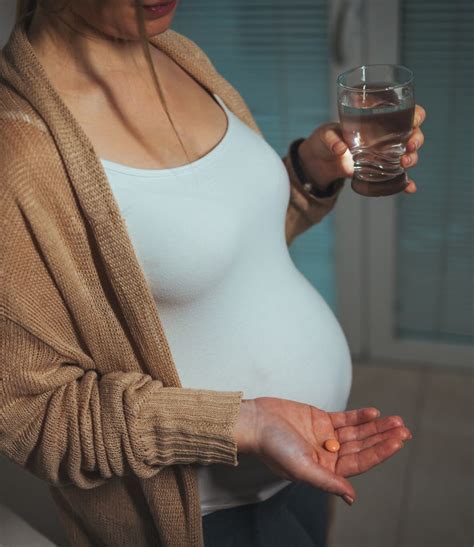 Vitamin B12 During Pregnancy Should You Take It And How Much