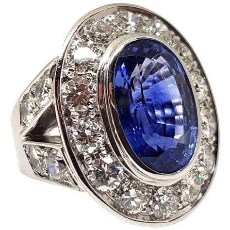 524 Carat Sri Lankan Sapphire And Diamond Ring For Sale At 1stdibs