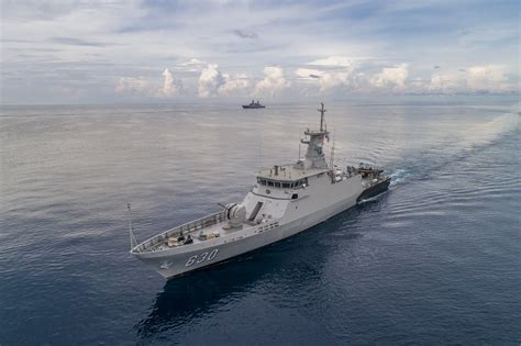 Indonesian Sampari Class Missile Boat Kri Halasan 630 4856 X 3235