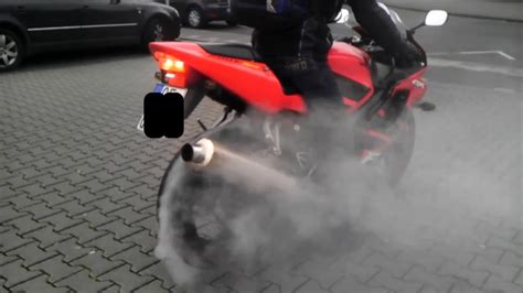 Motorrad Honda Cbr 600 Burnout Youtube