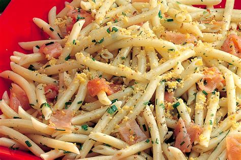 Ricetta Insalata Di Penne Al Salmone Affumicato Le Ricette De La Cucina Italiana