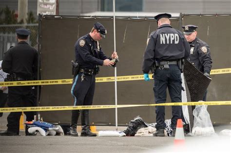 mta worker fatally struck by bus wsj