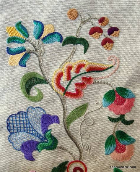 OLYMPUS DIGITAL CAMERA | Crewel embroidery, Jacobean embroidery ...
