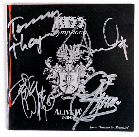 Kiss Autograph Signed By Paul Stanley Gene Simmons Peter Criss