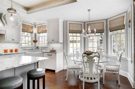 20 Gorgeous Kitchen Designs With Bay Windows Housely