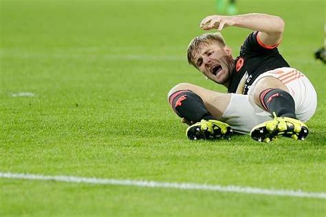 Luke shaw says he is doing fine after being stretchered off with a head injury during england's shaw received lengthy medical treatment, including oxygen, and got a sympathetic ovation from the. Euro 2016: The Unlucky XI - Players who will miss this summer's tournament