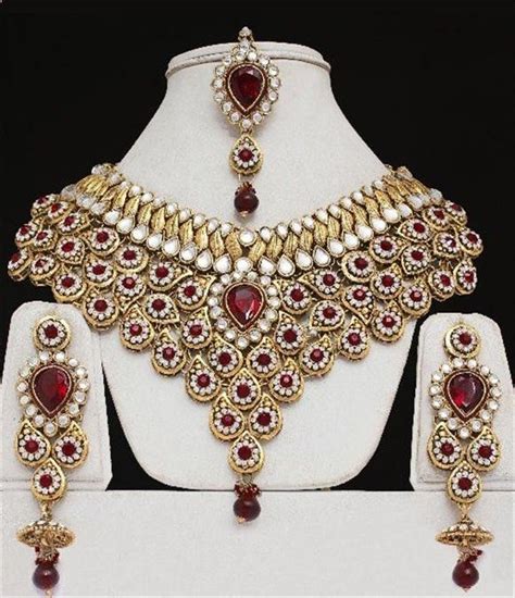 37 Indian Wedding Jewelry For Every Bride To Stand Out Photography Indian Wedding Jewelry