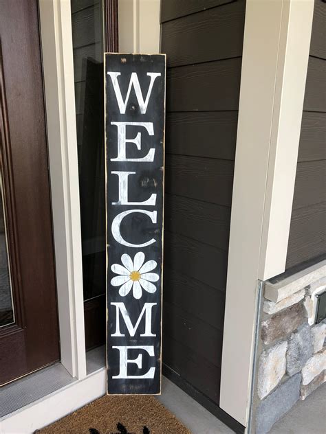 10 Welcome Vertical Porch Sign