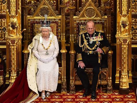 The Independent Guide To The Uk Constitution The Monarchy The