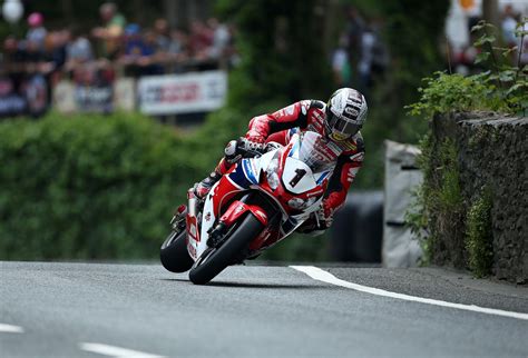 Isle Of Man Tourist Trophy 2015 Motorrad Fotos And Motorrad Bilder
