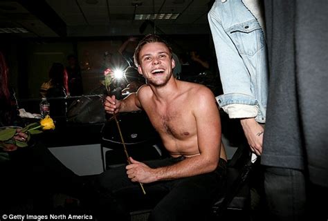 Conrad Sewell Admits To Skinny Dipping With Seconds Of Summer S Ashton Irwin Daily Mail Online