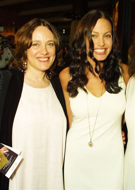 Angelina Jolie Honors Her Moms Spirit In Mothers Day Tribute