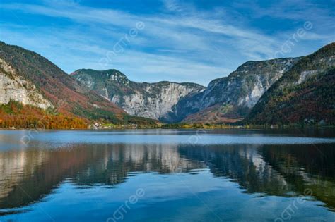 Hallstatter See Lake Mountain Lake In Austria Salzkammergut Region