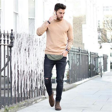 Focusing on styling grey suede chelsea boots in today's getting dressed video, with regard to fit, color, and smaller details. pinterest / lilyxritter | Mens outfits, Casual street ...