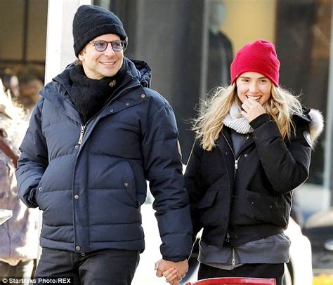 Bradley Cooper And Suki Waterhouse Split Up After Two Years Of Dating Daily Mail Online