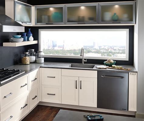 Mastercraft cabinets is your partner for exceptional quality and service from start to finish on any new construction projects. Kitchen Craft Cabinetry | Wholesale Kitchen Cabinets Chicago | Lakeland Building Supply