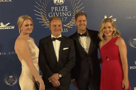 World war ii began 21 years after the end of world war i, but many historians believe that the two wars were part of one vast global conflict. Formel 1: WM-Gala in Versailles - Hamilton wünscht sich ...