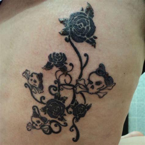 Awesome Skulls And Roses Tattoo Tattoomagz › Tattoo Designs Ink Works Body Arts Gallery