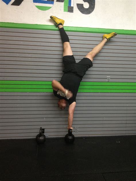 Barrys One Handed Kettlebell Handstand Crossfit Gym Important News