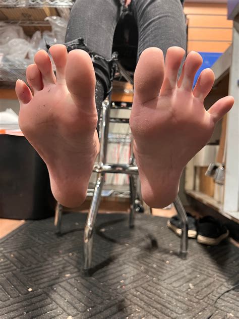 Rate My Feet 🥰 Rfoottalk