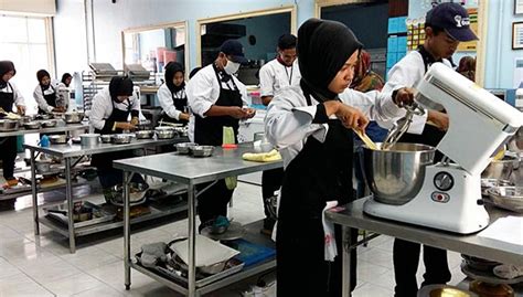 Kursus jahitan manik & kursus perniagaan online. Senarai Institusi Latihan Kemahiran Yang Lepasan SPM Boleh ...