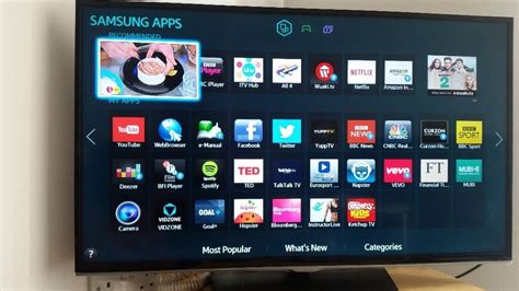 Choose your favorite programs and watch them in hd. Samsung 32" Smart TV with built in WiFi, Freeview HD, Full ...