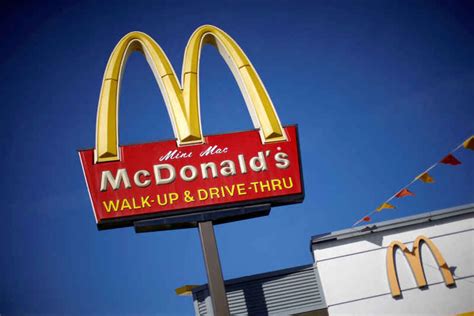 The Daily Herald Byron Allen Sues Mcdonald S For Allegedly Lying