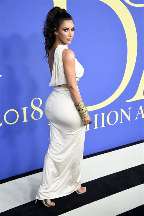 kim kardashian at the 2018 cfda awards pictures popsugar celebrity photo 12