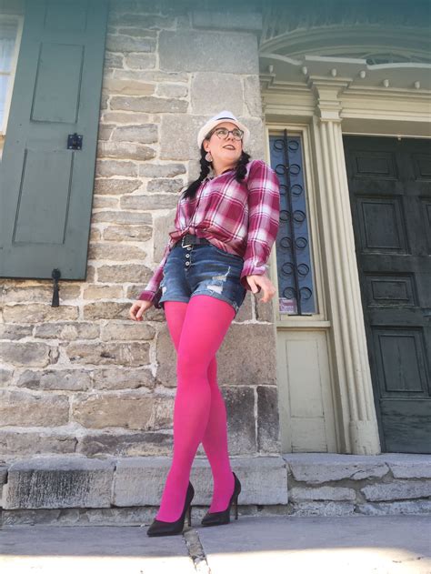 Inspired By Pinterest Pink Tights And Denim Shorts Colored Tights Outfit Pink Tights Tights