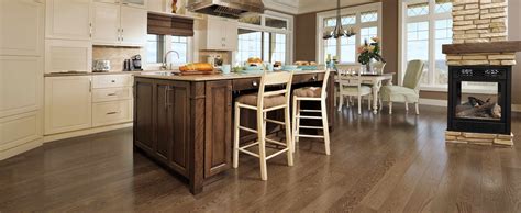 One great option is distressed hardwood flooring. Best Engineered Hardwood Flooring Brand Review-Top 5 ...