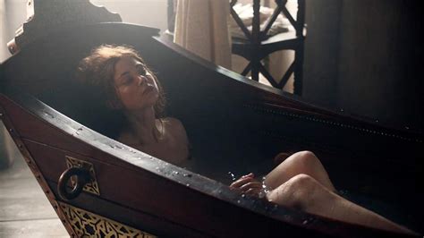 Charlotte Hope Topless Scene From The Spanish Princess Scandal Planet