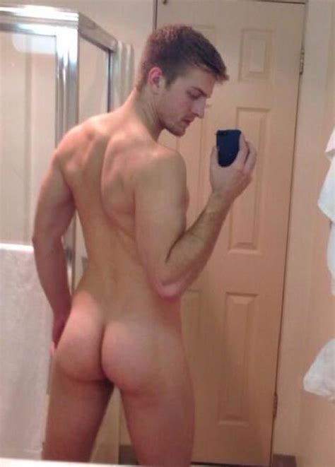 Nude Man With A Very Nice Tight Ass Gay Cam Selfies