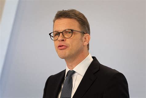 It has been too slow to resolve its problems and having been fined $17 million over the past 10 years for misconduct hasn't helped. Deutsche Bank CEO: Central banks lack tools to prevent ...